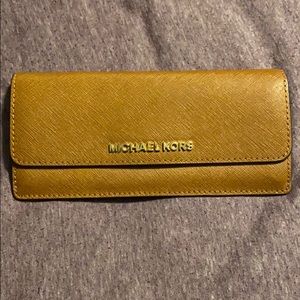 Michael Kors wallet
